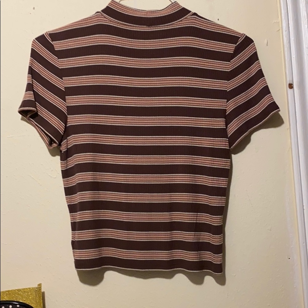 High neck tee - Picture 2 of 2